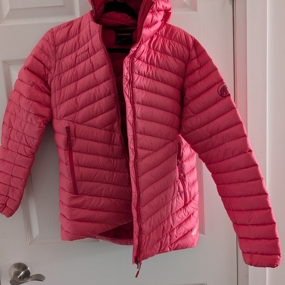 Mammut Jackets & Blazers - Mammut Vibrant Pink Quilted Jacket